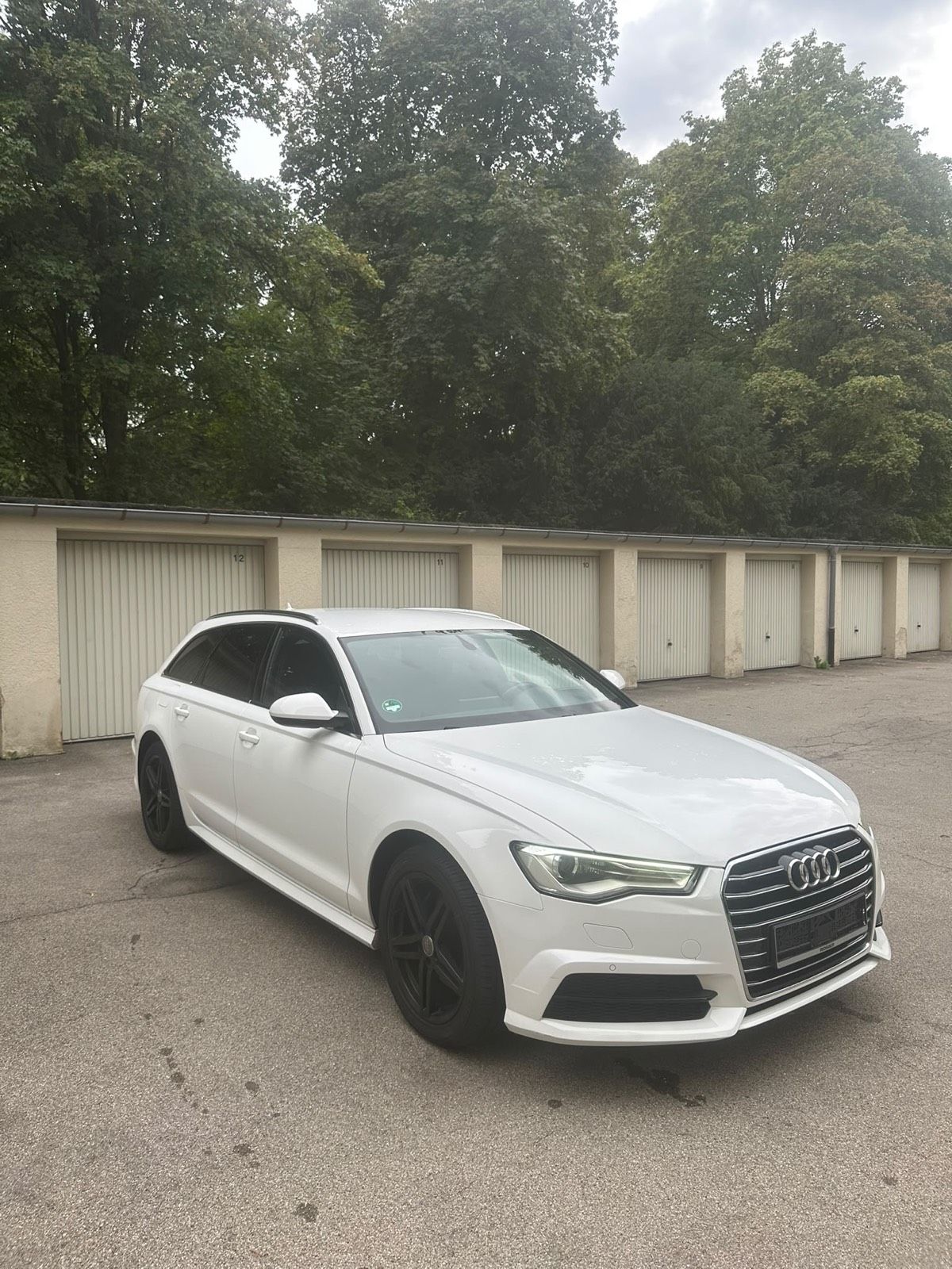 Audi a6 2.0 tdi Ultra avant Familien Auto