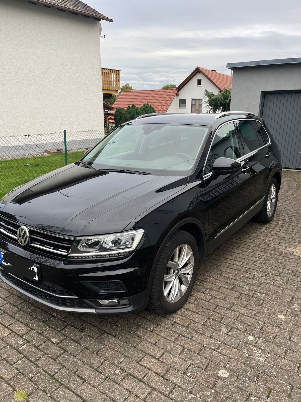 VW Tiguan Automatik | EZ 2018 | 136.000 km | TÜV 04/2028