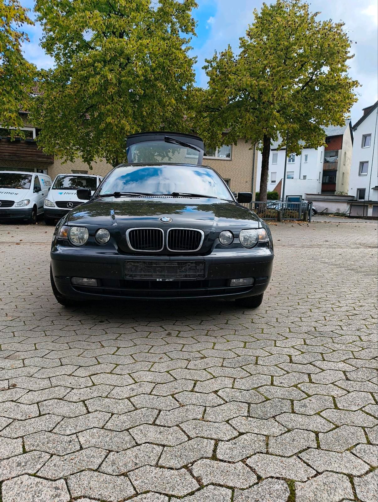 BMW 316ti. Compact E 46