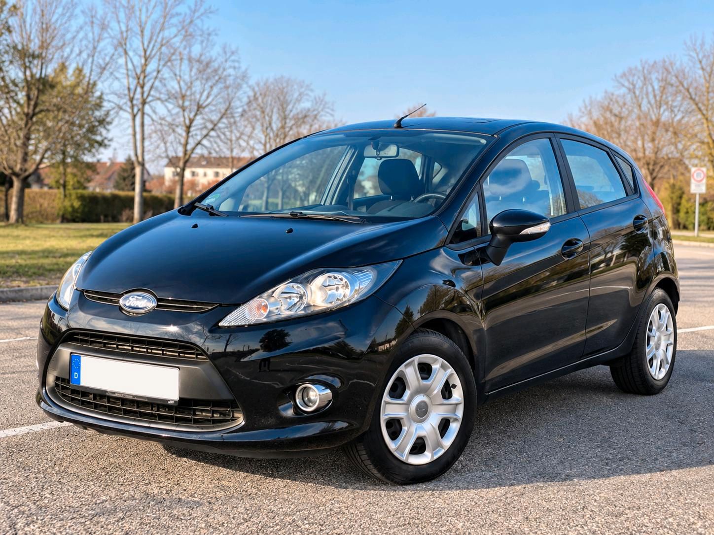 Gepflegter Ford Fiesta | 1.25 - 82 PS | TÜV/Service NEU