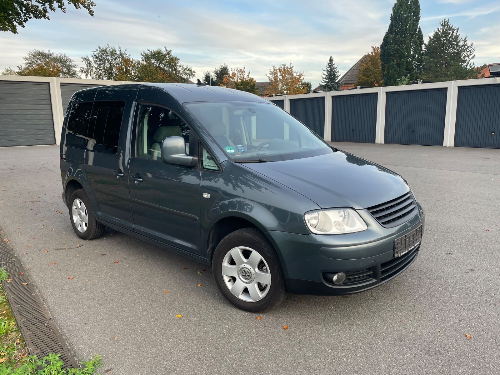 Volkswagen VW Caddy Life 7-Sitzer | TÜV 09/27 | Kupplung &