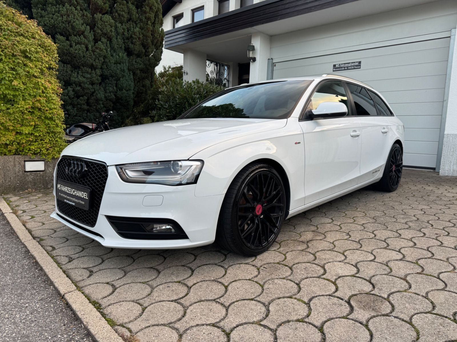 Audi A4 Avant 2.0 TDI S Line Sportpaket quattro *AHK*