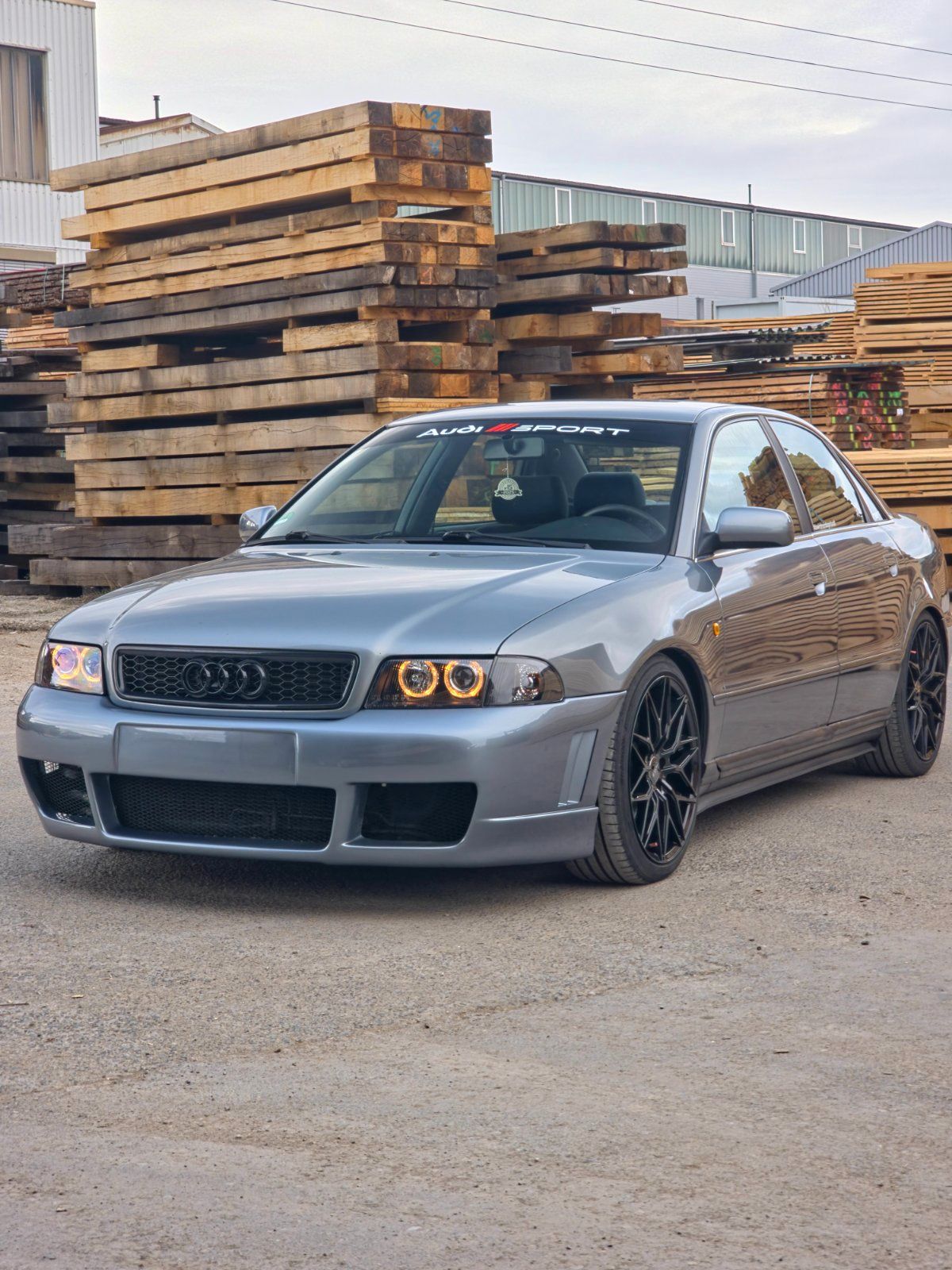 AUDI A4 B5 / 2.4L Rs 4 Custom Optik Bj. 1997