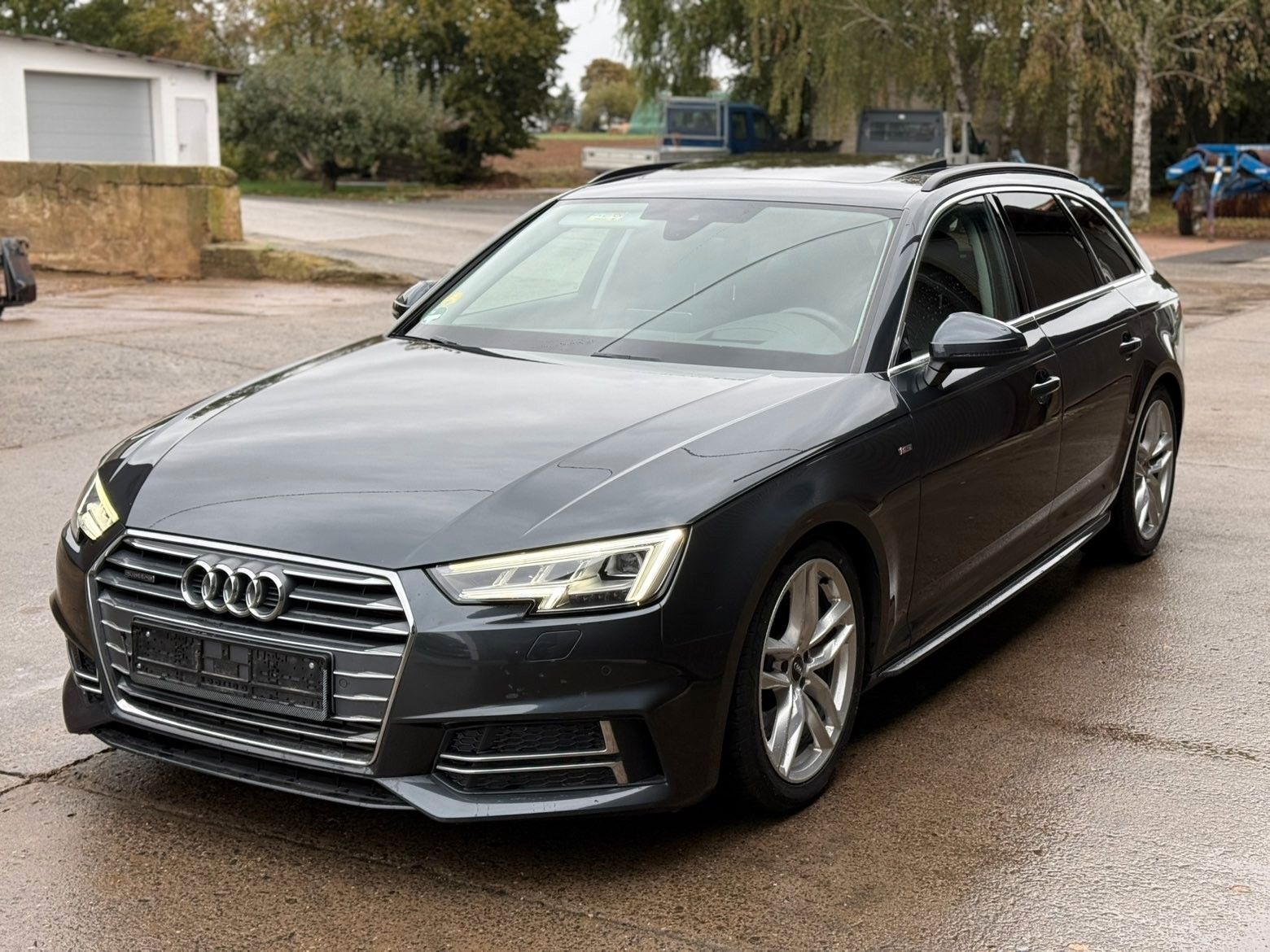Audi A4 3.0 TDI quattro S line Motor Geräusche