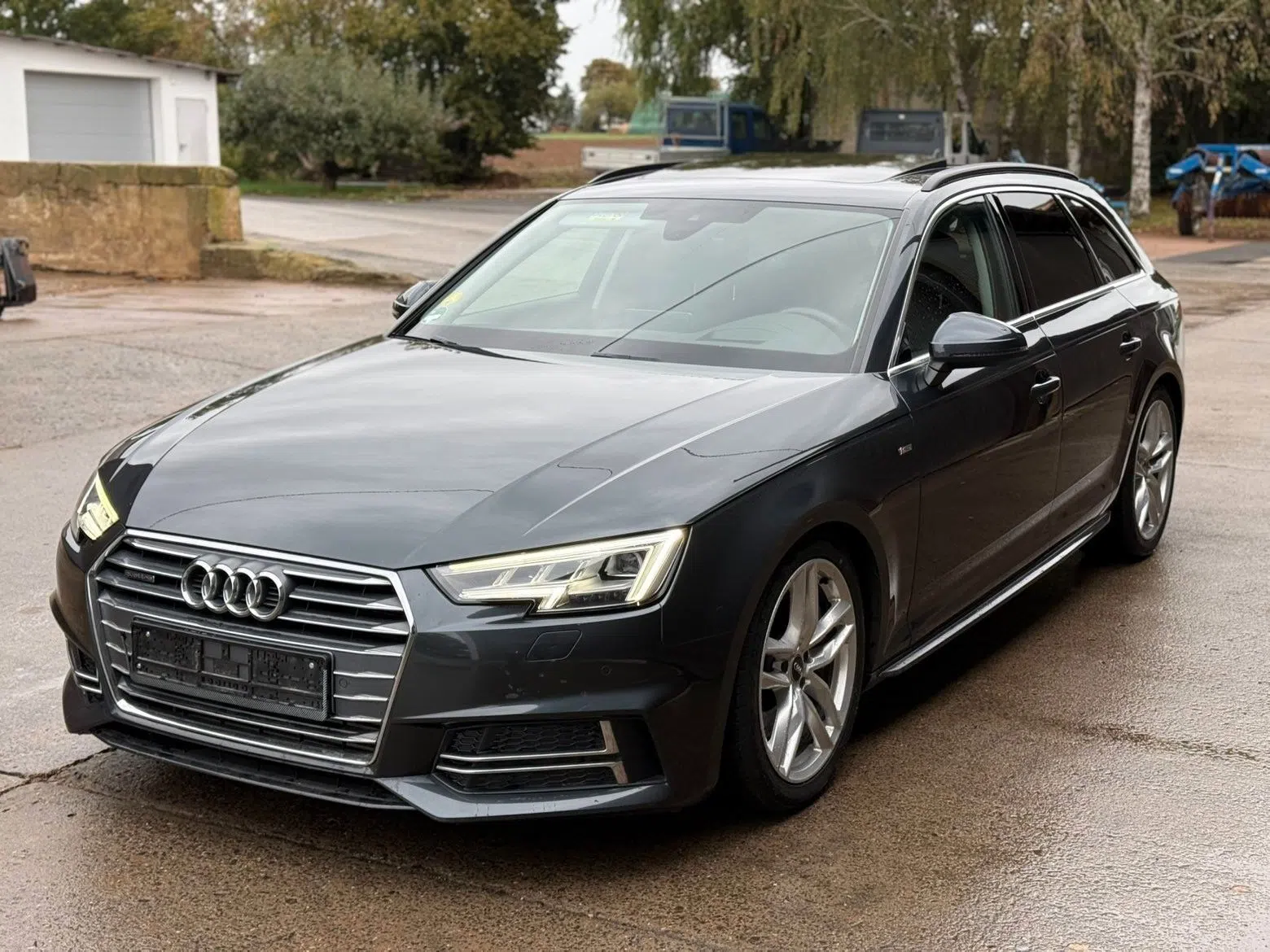 Audi A4 3.0 TDI quattro S line Motor Geräusche