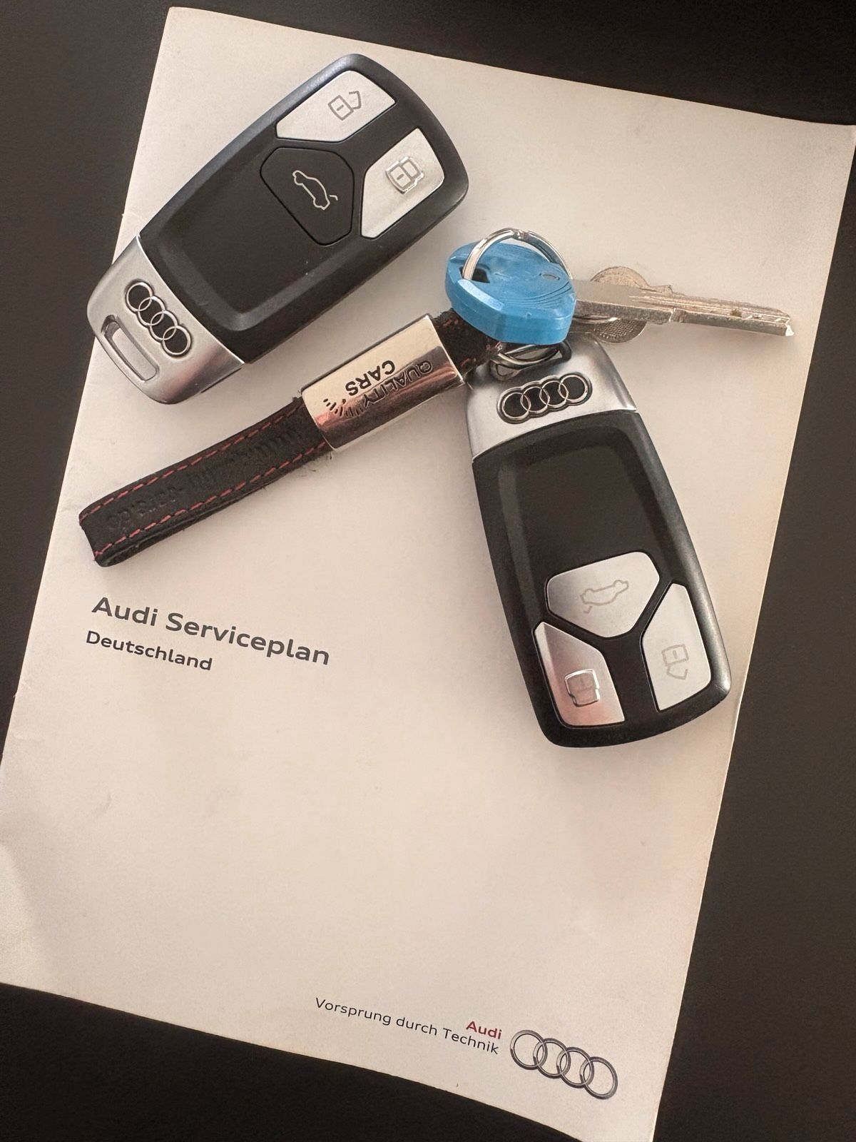 Audi A4 2.0 TFSI quattro S line | 1. Hand | B&O Head-Up | Matrix