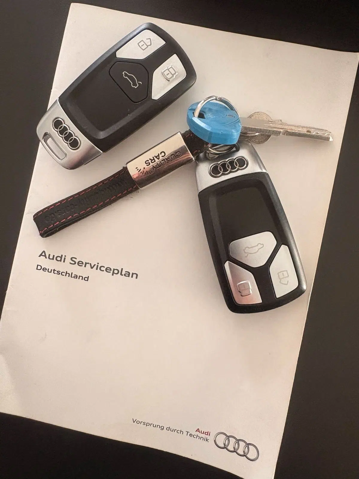 Audi A4 2.0 TFSI quattro S line | 1. Hand | B&O Head-Up | Matrix